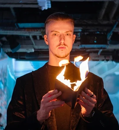 Roman — magician